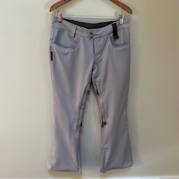Holden ~ Women’s Light Gray Stretch Twill Snowboard Ski Pants in Medium - Picture 1 of 15